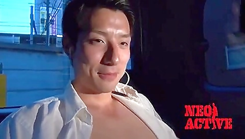 Japanese amateur gets a deep throat and facial cumshot