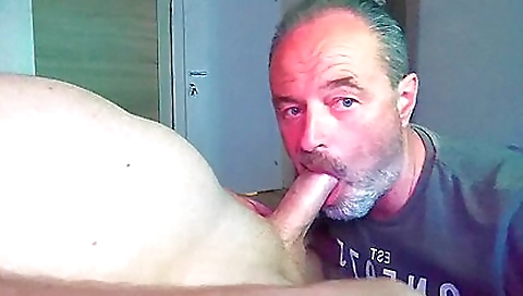 Thick mature milf fucks a stud and gets her face in his cock